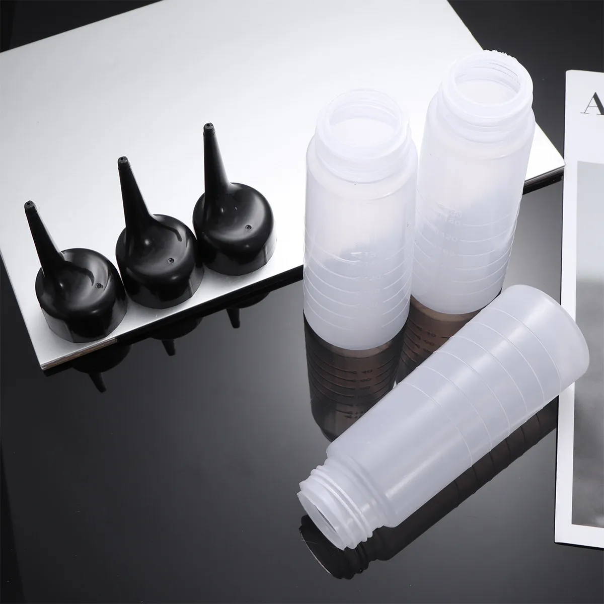 

3Pcs Salon Hair Dye Bottle Shampoo Dispenser Bottle Refillable Wash Hair Container with Slant Tip for Easy Application Strong