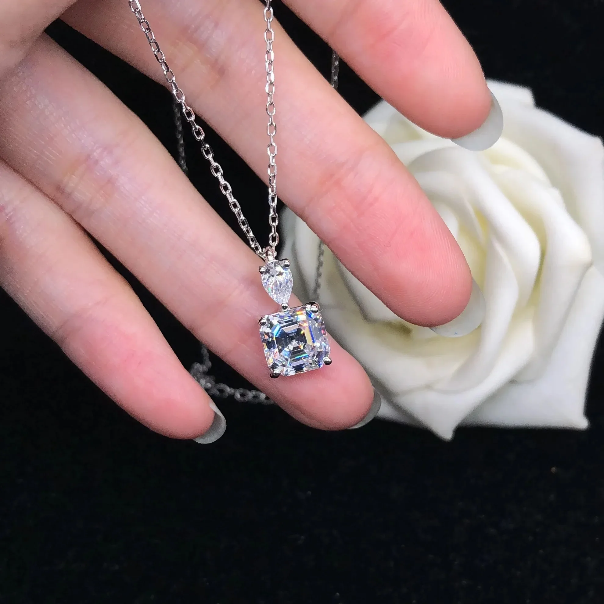 Lynge Jewelry Bonzer 3Ct Asscher Cut D Color Moissanite Pendant for Women Solid Platinum 950 Wedding Pendant Necklace P072