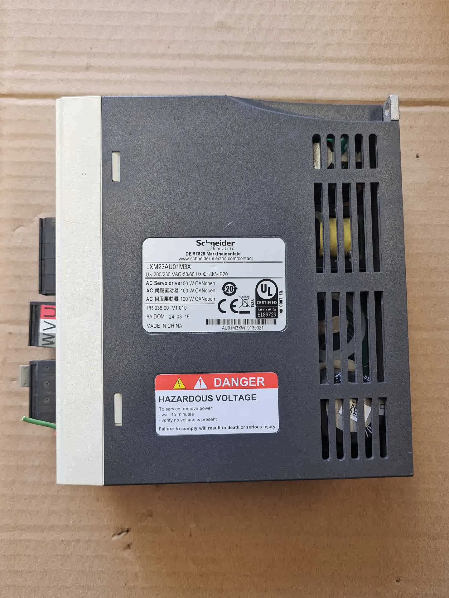 Сервопривод LXM23AU01M3X для Schneider