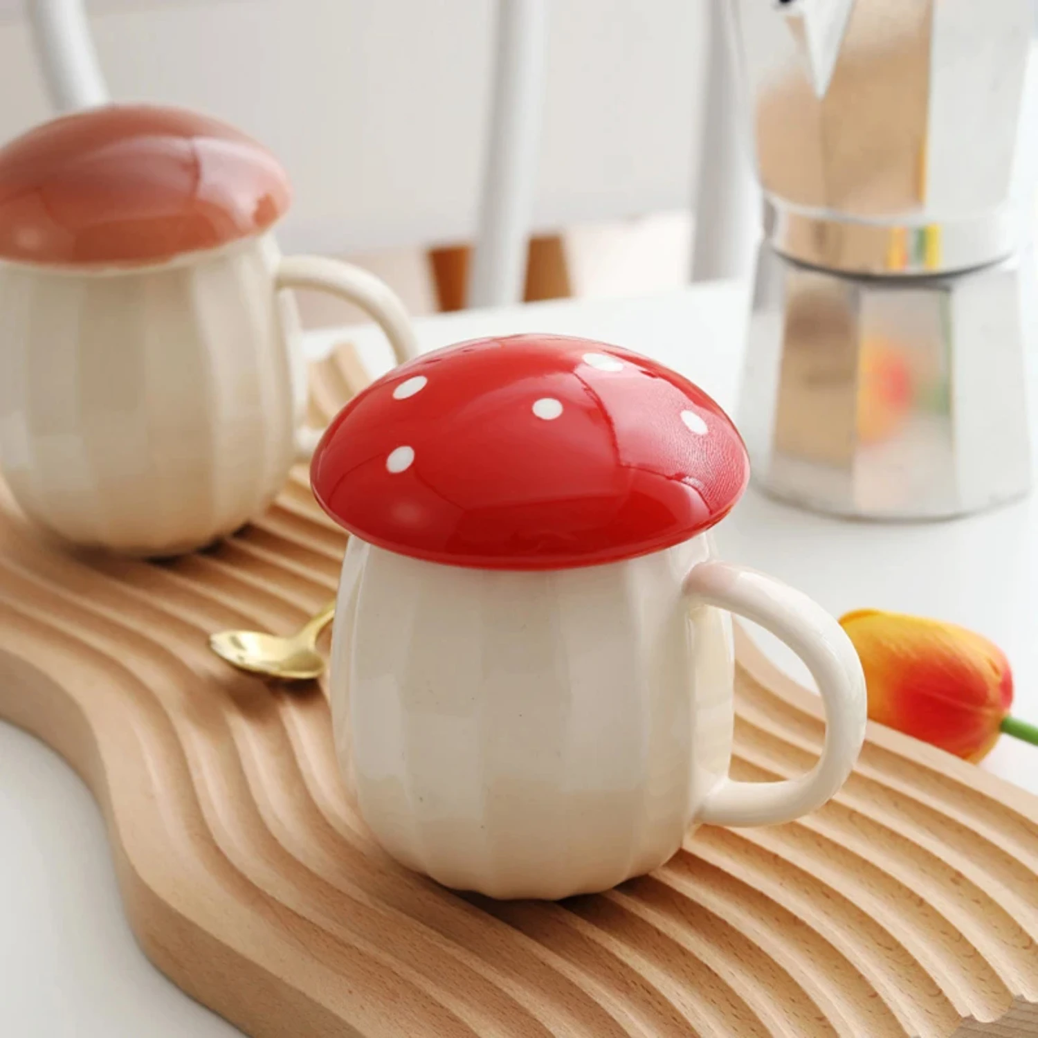 Cute Ceramic Mushroom Mug with Lid - Ideal Birthday Gift for Women and Mom - Lovely Milk Coffee Cup for Everyday Use and enjoyme