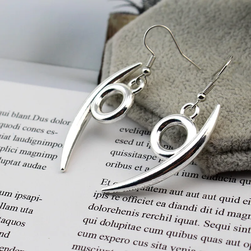 Orochimaru Cosplay Pingentes, brinco liga zinco