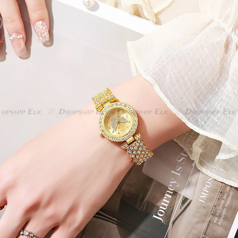 新しい女性の腕時計蝶パターン腕時計ラインストーンライト高級女性クォーツ時計カジュアルブレスレット腕時計レロジオ Feminino