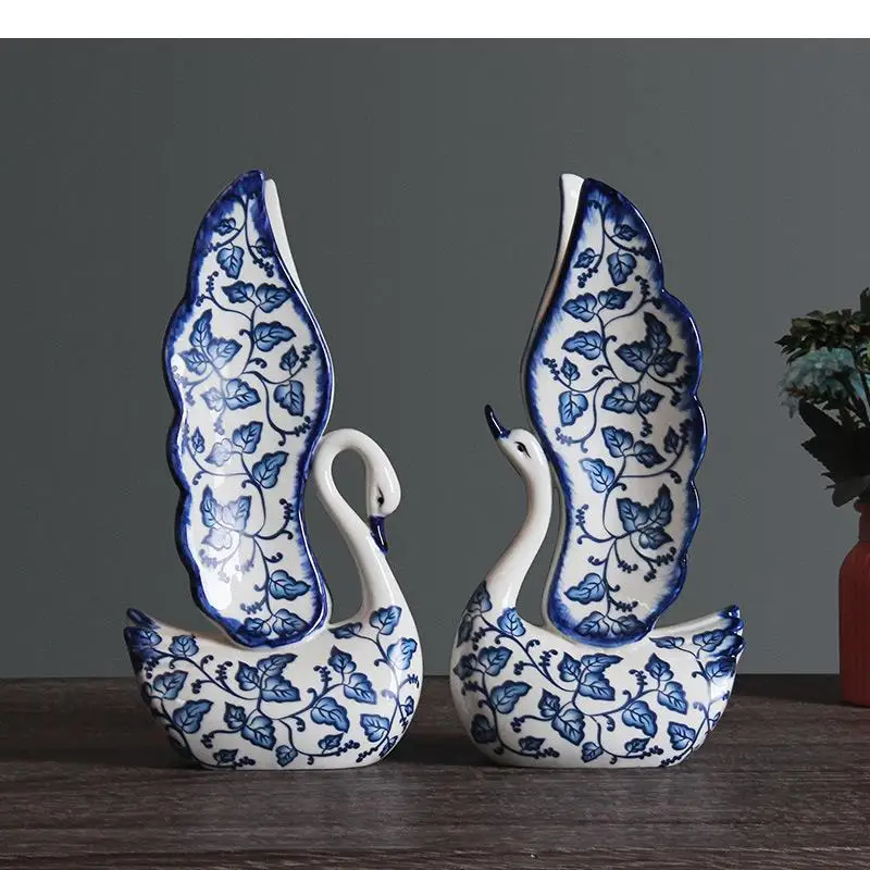 Creativity Chinese Style Blue and White Porcelain Swan Ceramic Crafts Couple Decorations Living Room Decoration Home