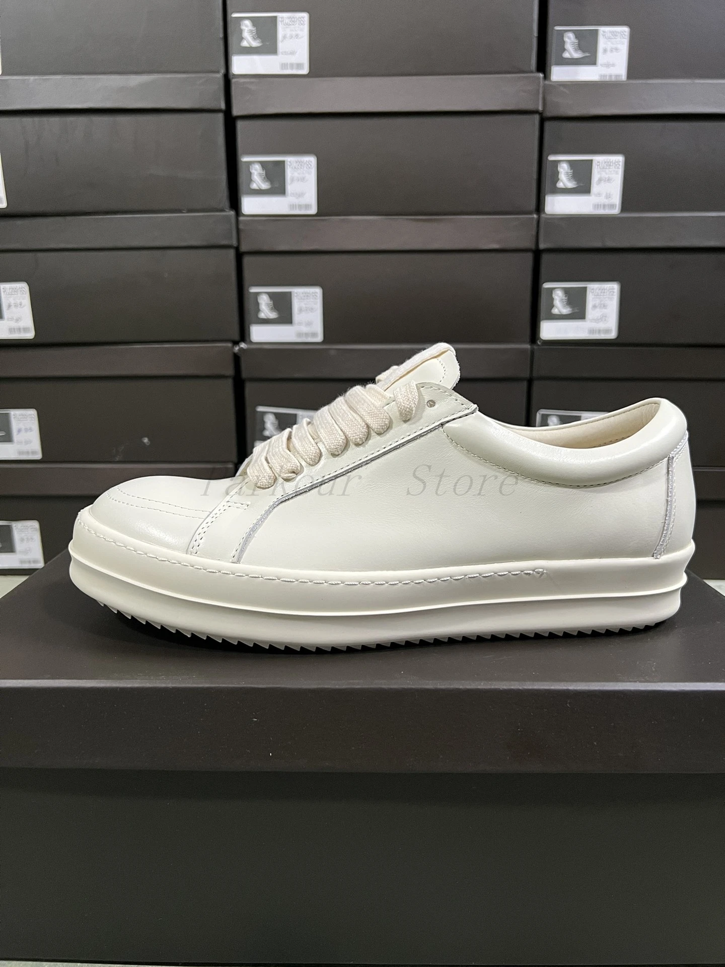 New Ivory White Cowhide Low Top Casual Shoes Unisex Fashion Designers Sports Quality Classic Men's And Women's Footwear