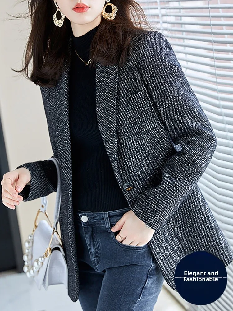 Black Career Women's Suit Jacket 2026 New Spring Autumn Loose Vintage Professional Woolen Coat Button Style Commute Fashion