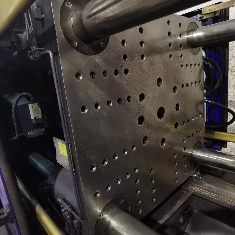 Horizontal Design Servo Injection Molding Machine for Immediate Sale High Efficiency Industrial Custom