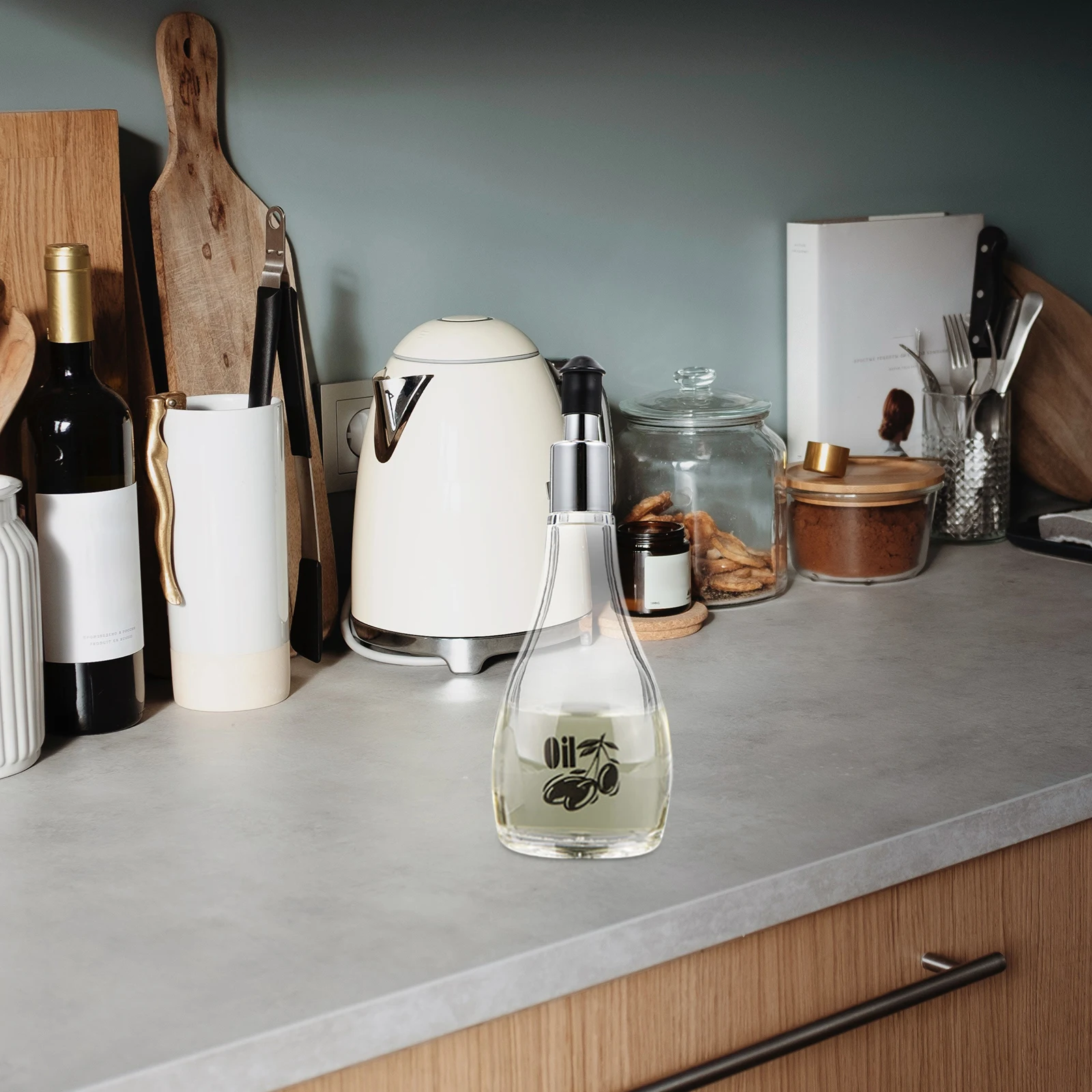 

1Set Oil Dispenser Bottle Plastic Leak-Proof Food Grade Oil Pourer for Kitchen Cooking Olive Soy Sauce Liquid Condiment Storage