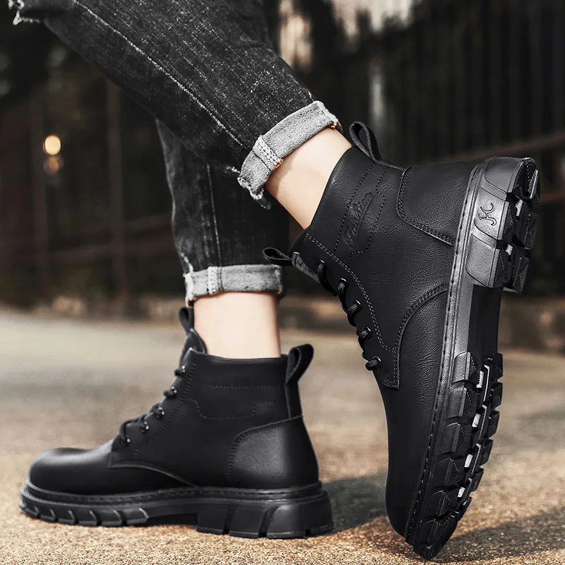 Winter Men Boots Outdoor Leather Ankle Boots Lightweight High Top Casual Boots Designer Male Work Boots Classic Handmade Boots