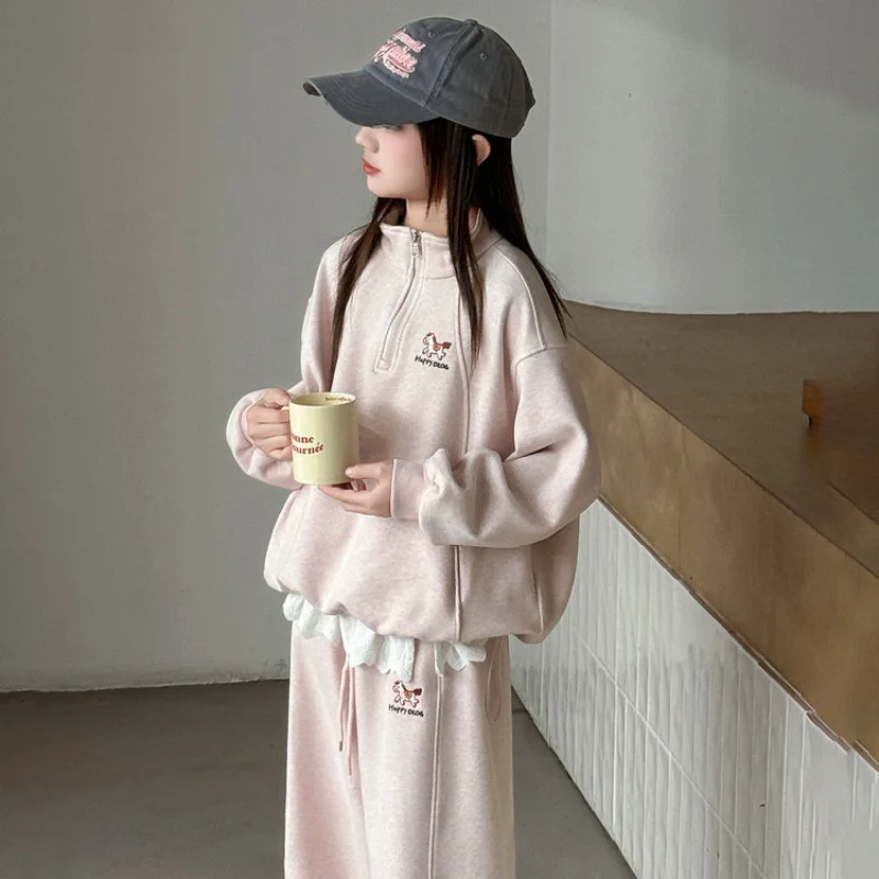 

Girls' Spring Outfit2026New stylish casual sports two-piece set for older children, including a cardigan sweatshirt and wide-leg