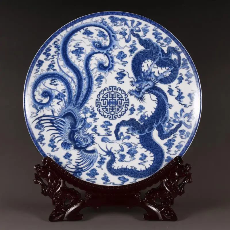 Qing Qianlong Prosperity Brought by the Dragon and the Phoenix Figure Blue and White Flower Decorative Plate Wall-Plate Hanging