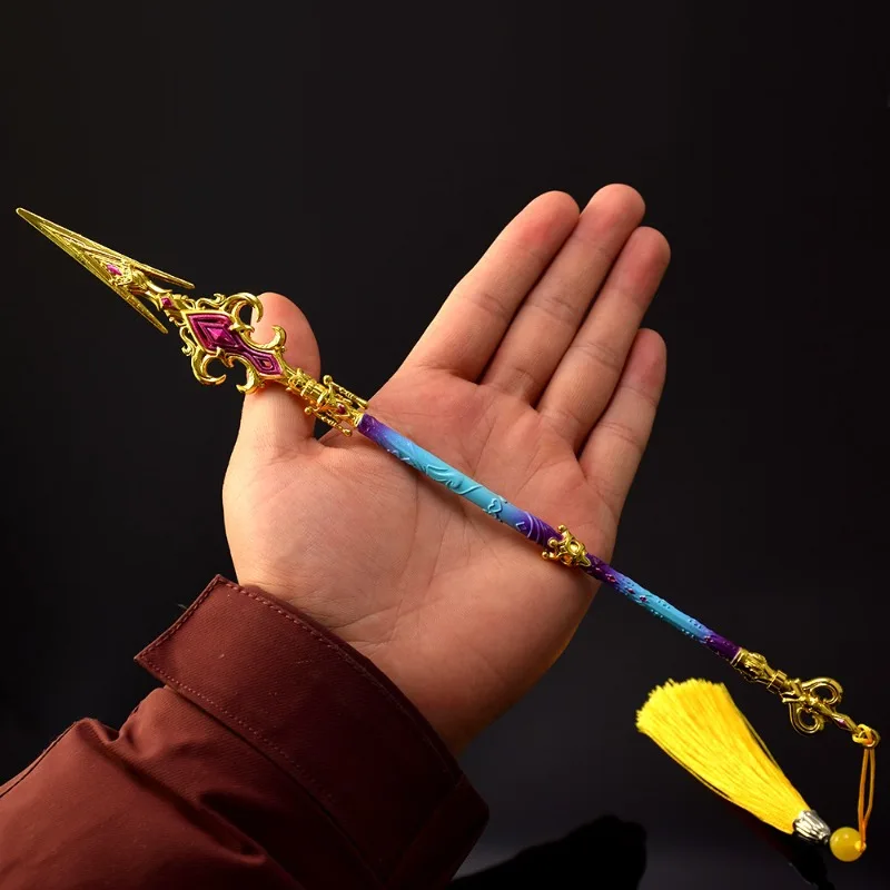 30 cm/11.81in Naraka Bladepoint Game Randapparatuur Wapen Modellen Fee Gekleurde Speer Metalen Ambachten Ornamenten Sleutelhanger Collectie Speelgoed