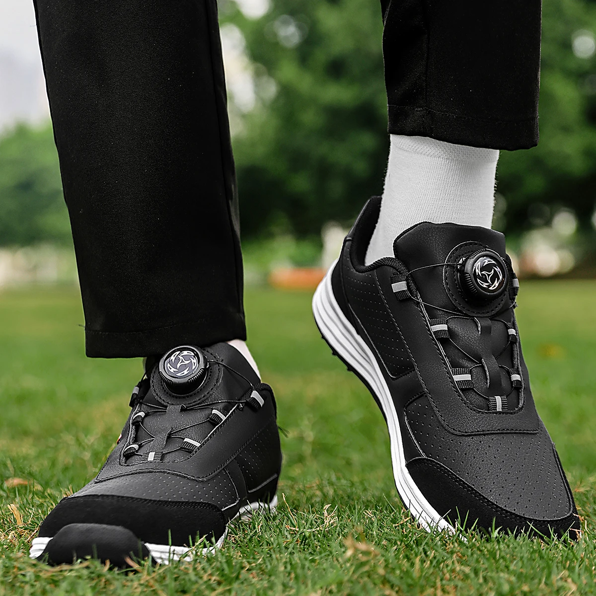 Unisex-Golfschuhe ohne Spikes, wasserdicht, rutschfeste Gummisohle, atmungsaktive, gepolsterte Sneaker für Golfplatz- und Outdoor-Training – Detail 2