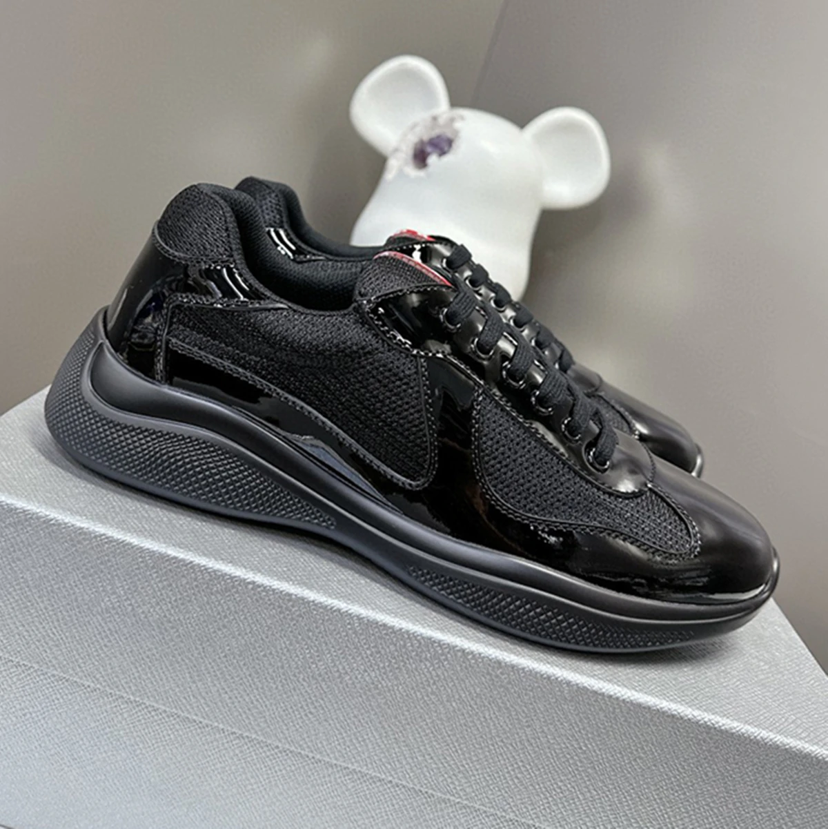 أزياء الرجال الملونة شخصية عارضة كل مباراة الأحذية الرياضية جلدية شبكة تنفس الاحذية المطاط تسولي