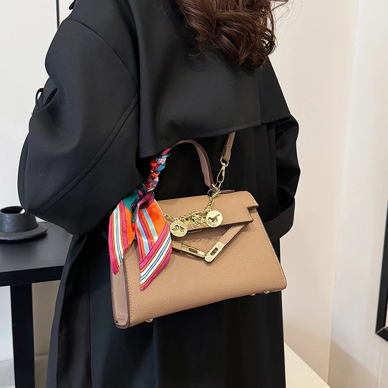 

Timeless Saddle Bag Women Luxury Leather Handbag High End Crossbody Elegant Shoulder Tote Designer