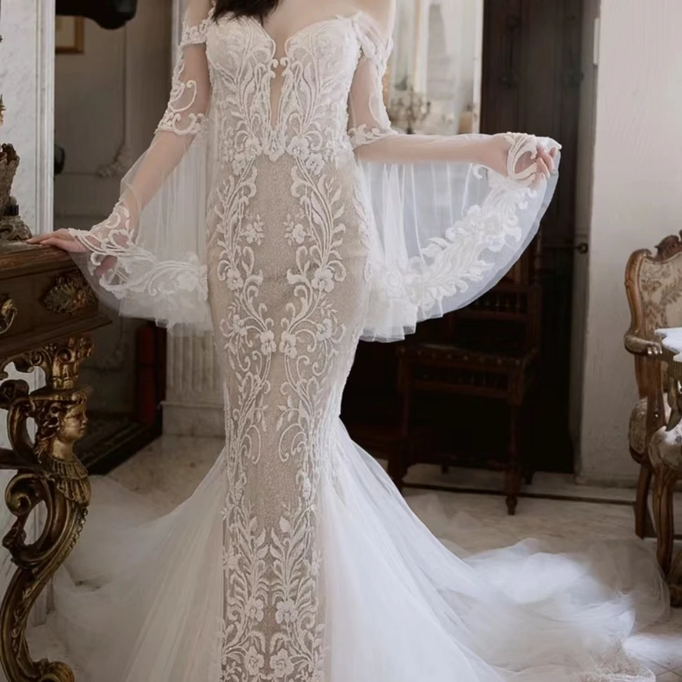 Generous Lace Mermaid Wedding Dresses Sexy V Neck Flare 3/4 Sleeves Bridal Gown Women Bride Long Dress With Tulle Train SWD340