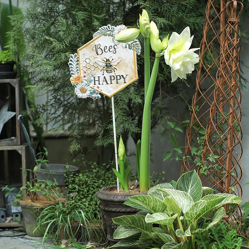 Wrought iron door sign Outdoor lawn flower plug Decorative pendant Garden pendant Signage Home decoration sign