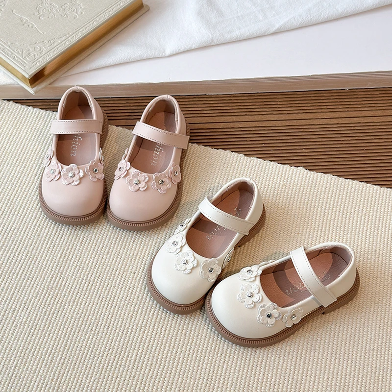 

Kid's Shoes Girls' Elegant Soft-Sole Leather Shoes with Cute Flower Decoration Sweet Single Children's Shoes New 2026 Collection
