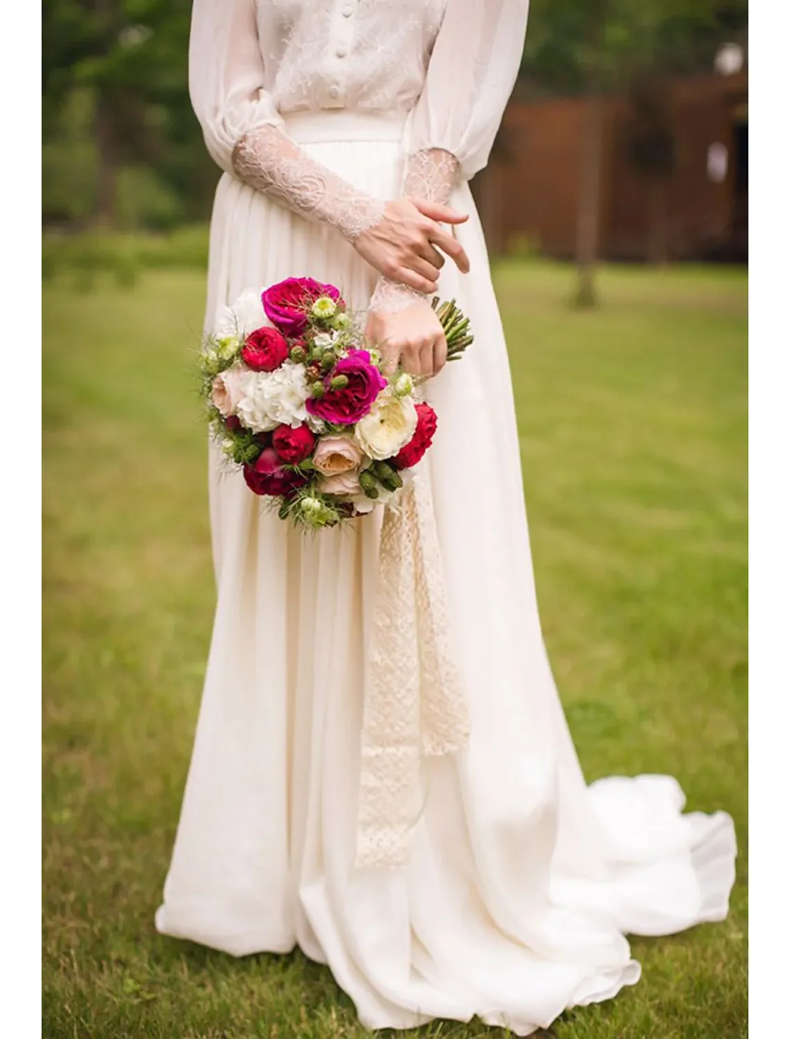 2022 Vkiss A-Line Wedding Dresses Chiffon Lace Long Sleeve With Buttons Pleats High Neck Court Train Romantic Vintage Elegant