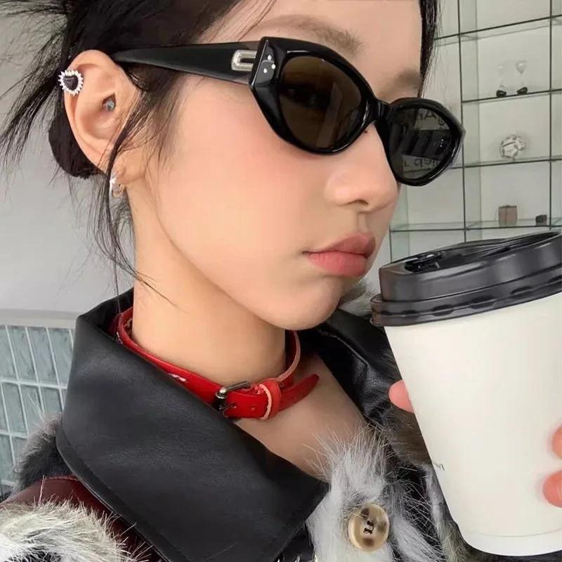 Kleine Quadratische Stern Stil frauen Sonnenbrille Marke Design Cat Eye Sonnenbrille Mode Trend Reise Gläser männer Punk Gläser UV400