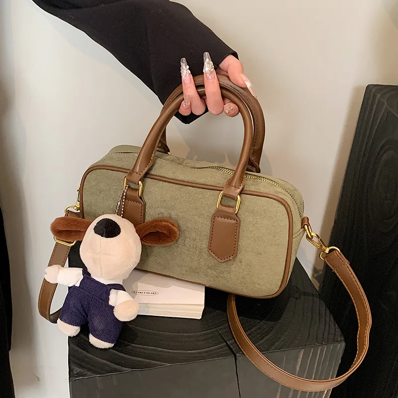 

Fall Winter Bags New Small Square Bag Versatile Commuting Plush Premium Carry Small Satchel Light Luxury Retro Small Square Bag