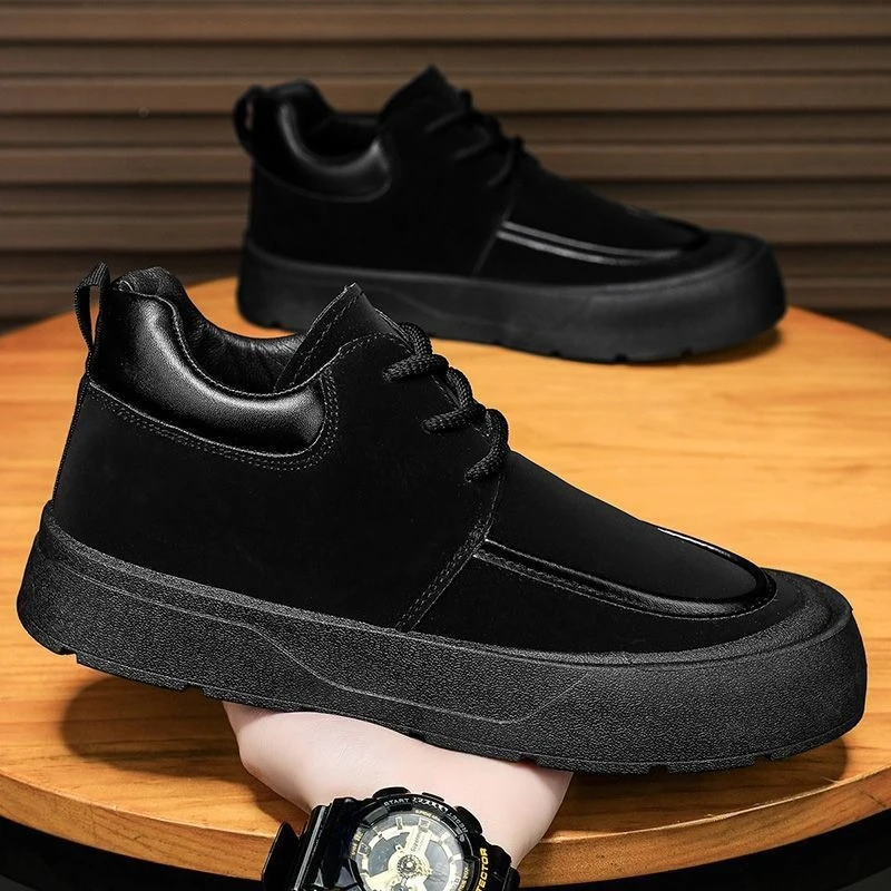 Męskie botki na grubej podeszwie w stylu brytyjskim, z okrągłym noskiem, podwyższające wzrost, w stylu business casual, czarne, model 2025.