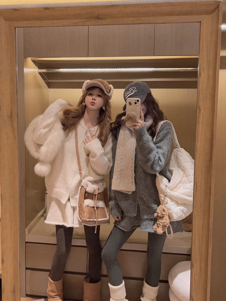 

Cute Thickened Zipper Sweater Short Skirt Two-Piece Set for Women Casual Style Autumn Fashion Set Adult Stripe Pattern
