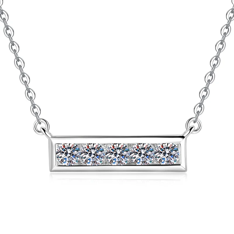 

XL513 Lefei Fashion Luxury Classic Moissanite Color D Smile Letter I Necklace For Charm Women s925 Sterling Silver Party Jewelry