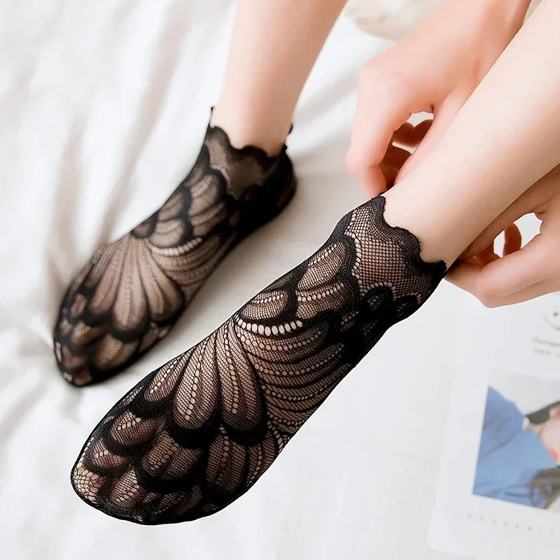 1/5pairs Women Lace Flower Mesh Socks Non-slip Invisible Liner Sock Female Elastic Comfy Thin Transparent Breathable Ankle Socks