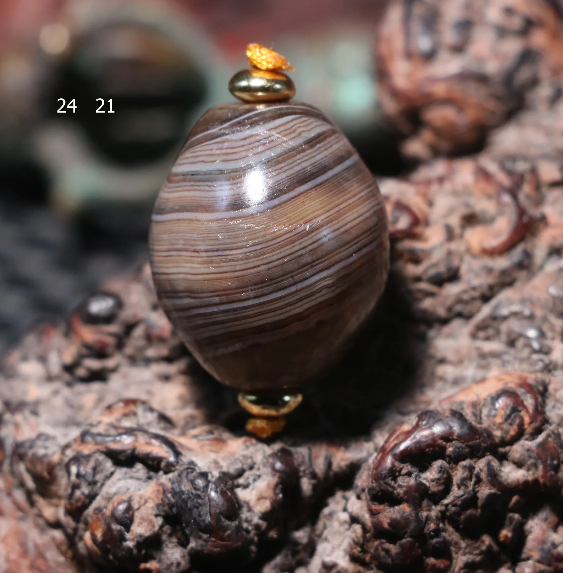 Magic Power Energy Tibetan Old Agate Daluo Full Natural Silkworm Lines Symbolize dZi Bead Amulet Pendant Talisman UPD220824A35