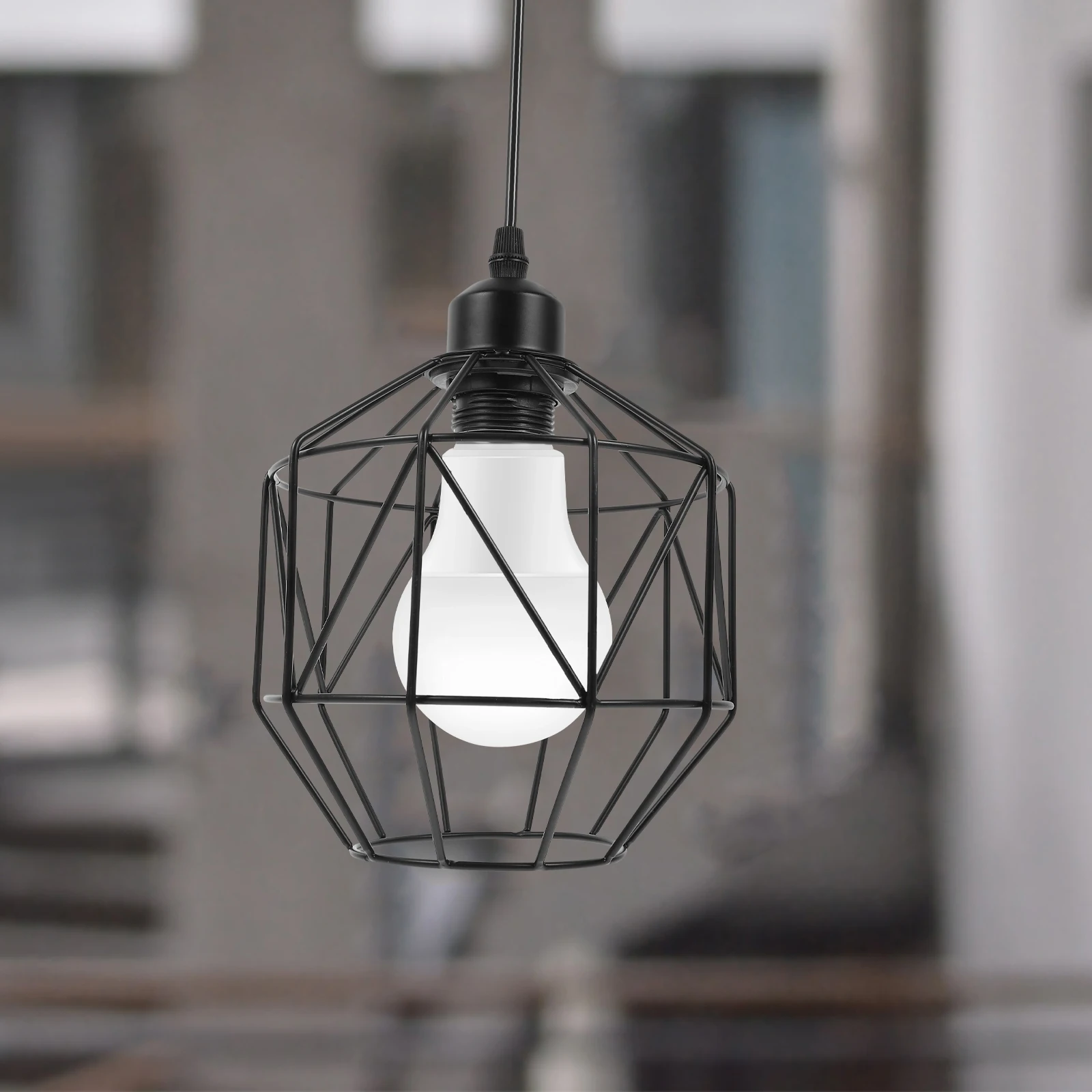 

Iron Ch Single Head Pendant Lamp Hollow Out Creative Hanging Light Practical Ceiling Room Balcony Decor Safe Material