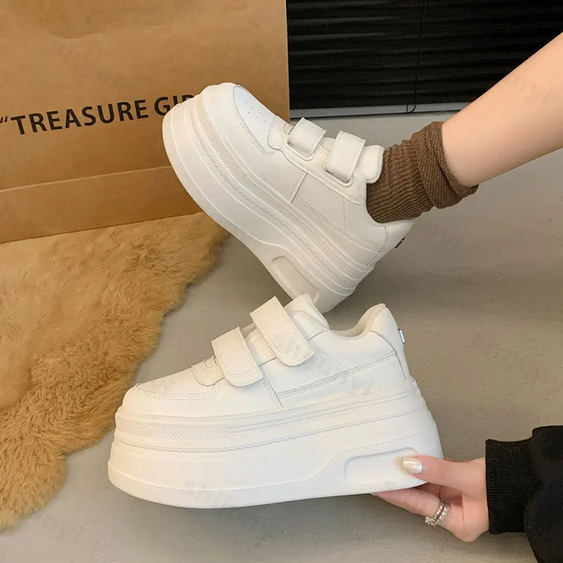 

Women's Platform White Shoes Spring Autumn 2025 New Height Increase Outdoor Non Slip Board Shoes Fashion Comfort Casual Sneakers