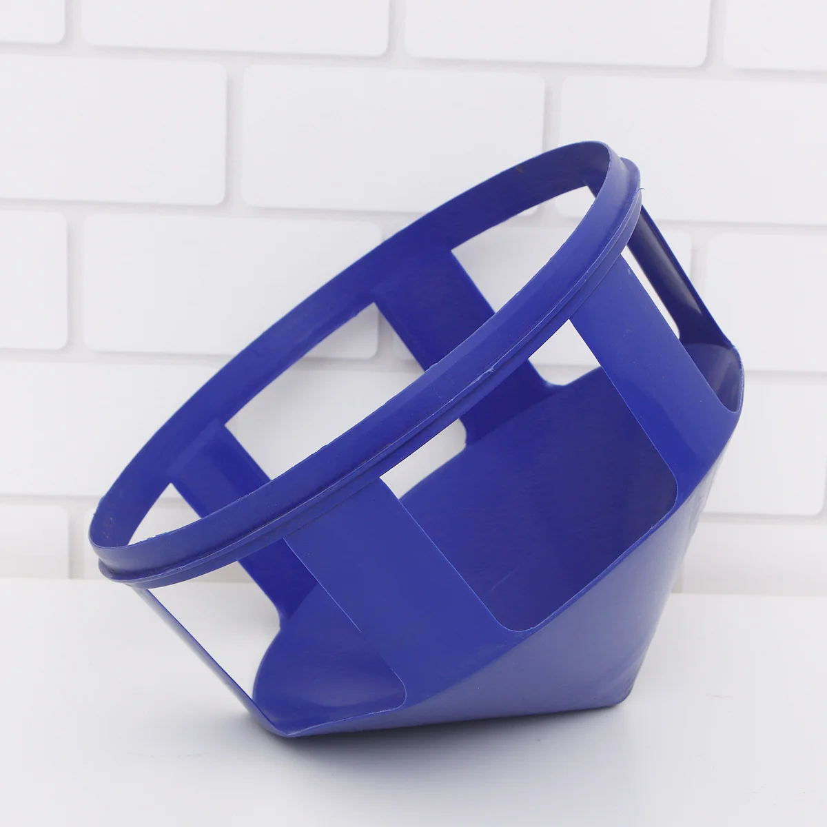 

Bird Feeder With Cover Pp Material Remove Clean For Parrot Budgie Cockatiel Pigeon Pet Birds Feeding Container