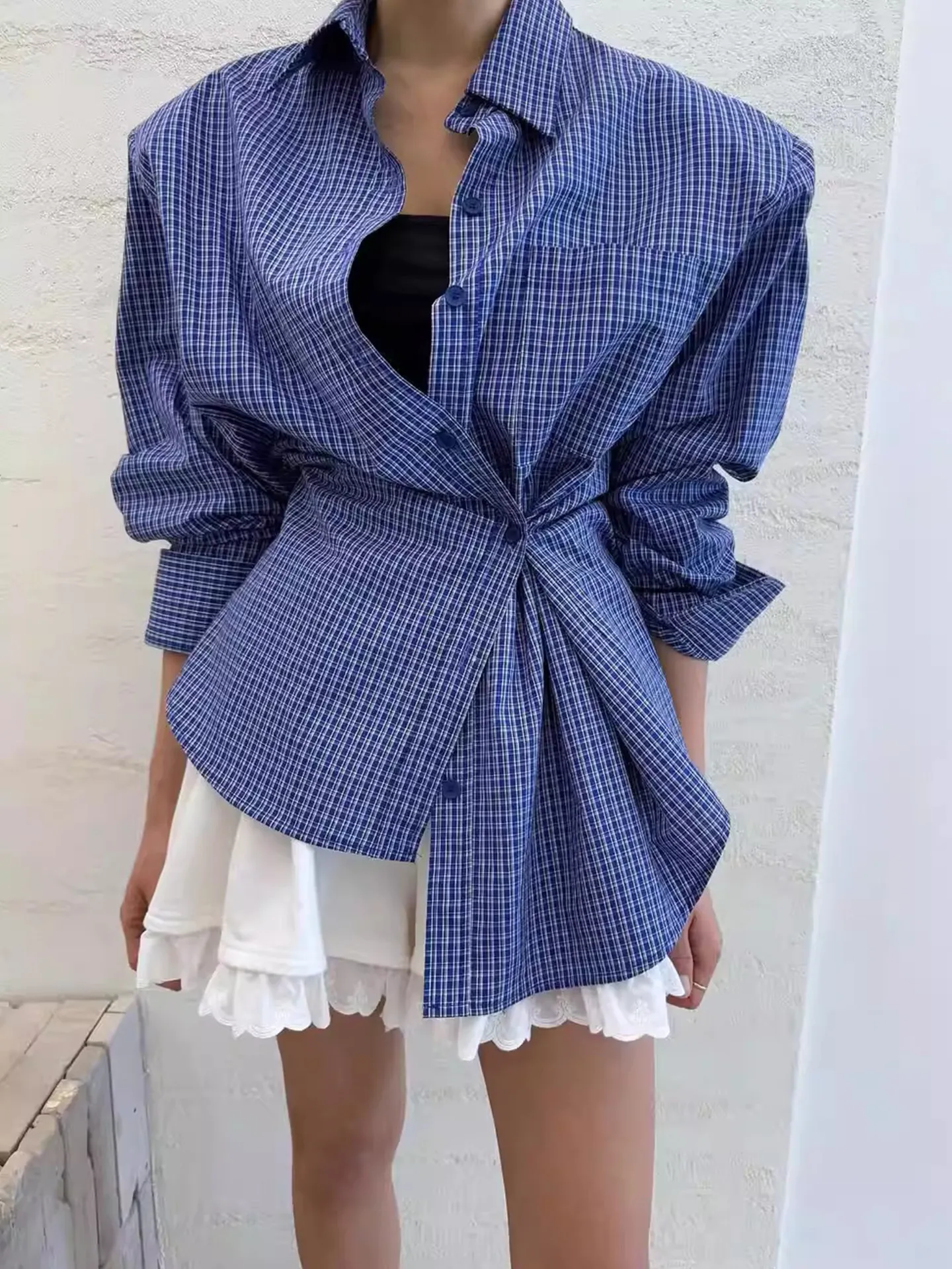 SuperAen Korean Style Belt Waist Retro Contrast Color Plaid Shirt for Women Spring New Polo Pleated Design Casual Tops view 4