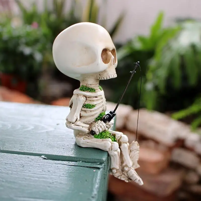 2026 Halloween Sitting Ghost Head Fishing Skeleton Ornament Spooky Horror Decor Indoor Outdoor Ghost Festival Home Furnishing