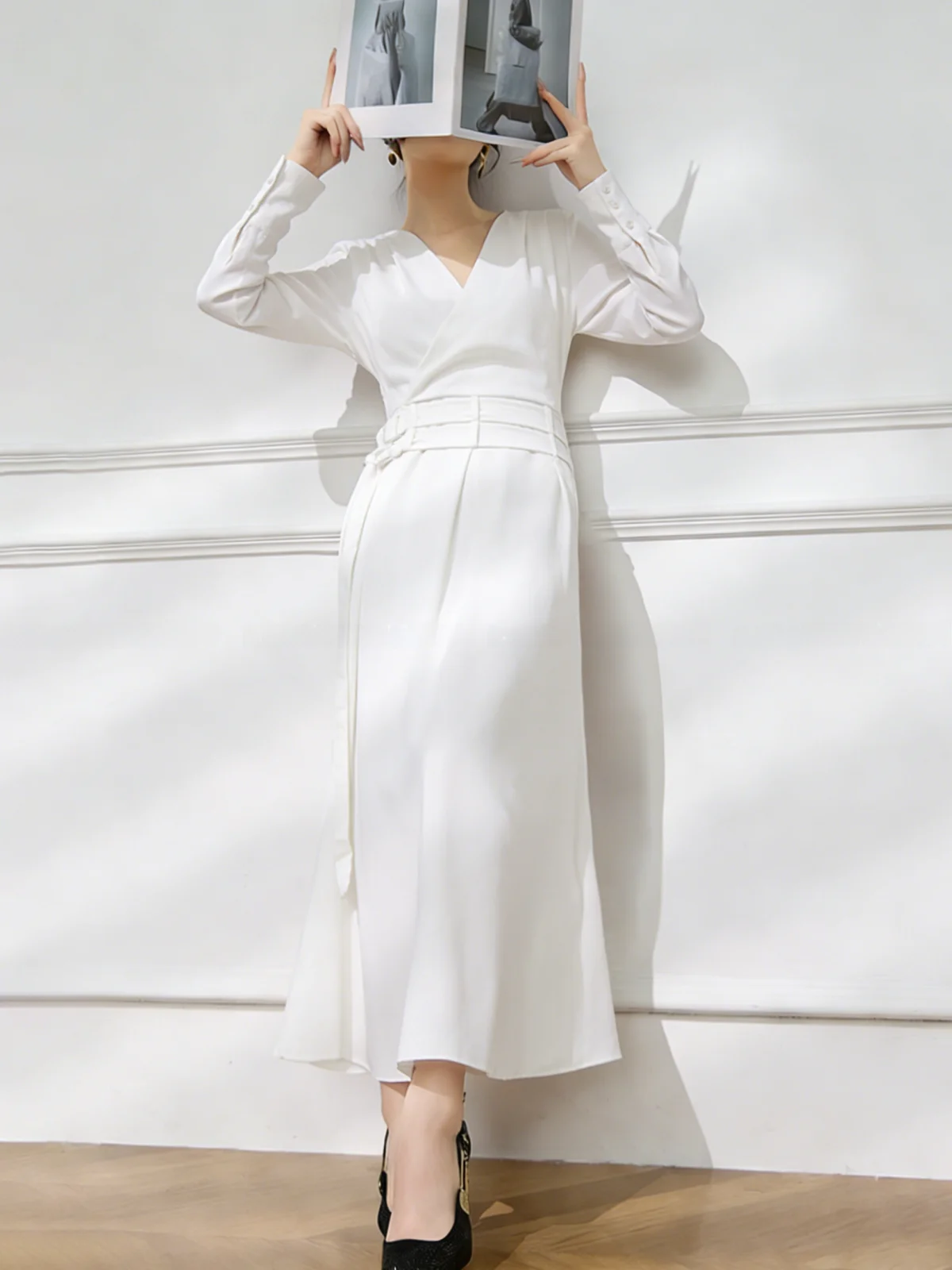 

Lulu Fashion White Slimming Long Dress Women's New Style High Waist A-Line Skirt Casual Sweet Style Autumn Season Ladies Dress