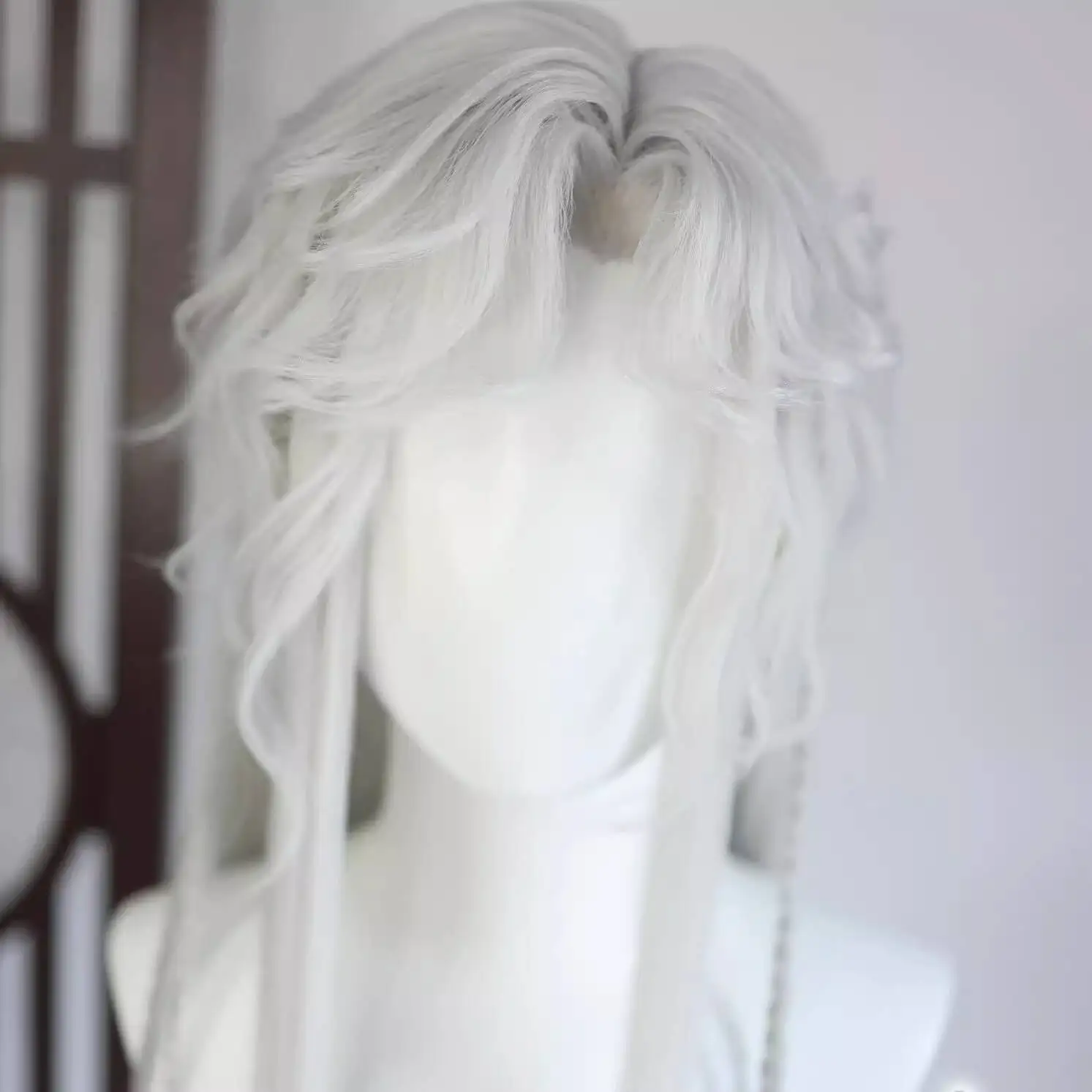 Conjunto de peruca pontiaguda de beleza com remendo azul e cinza prateado estilo antigo romance anime master cos conjunto de peruca