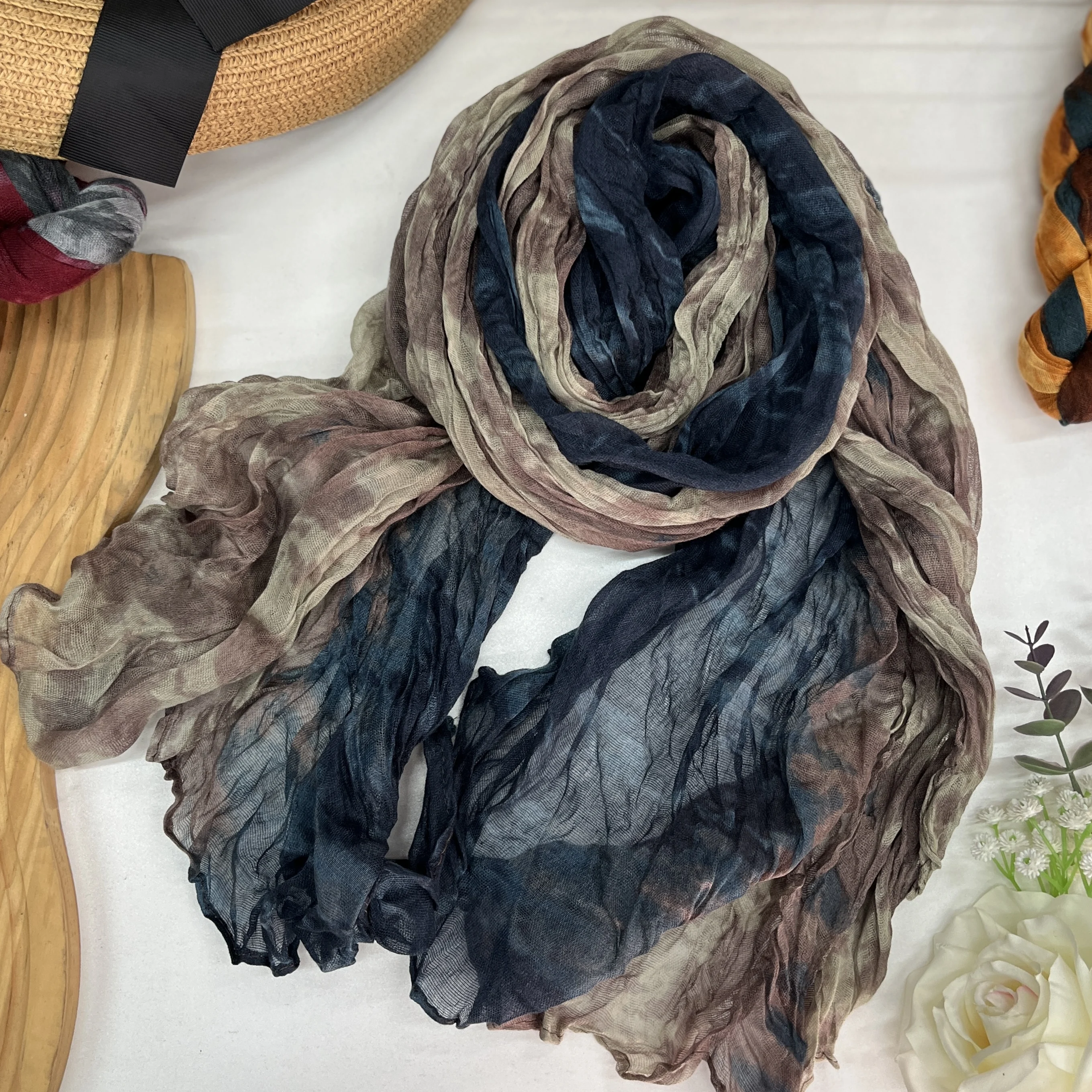 New Scarf Gradual Change Blue Autumn and Winter Tie-dye Retro Versatile Thin Women's Long Pleated Shawl Versatile Decoration