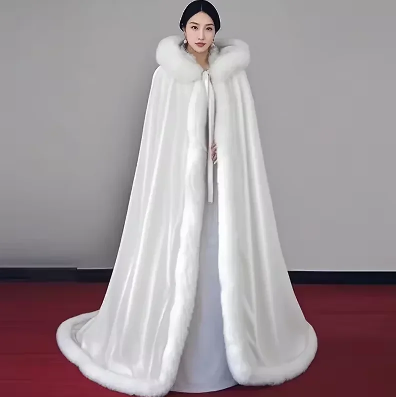 2026  Hanfu Coat Fur Thickened Fleece Halloween Cape White Hood Shoulder Wrap High End Vintage Modern Dance Costume