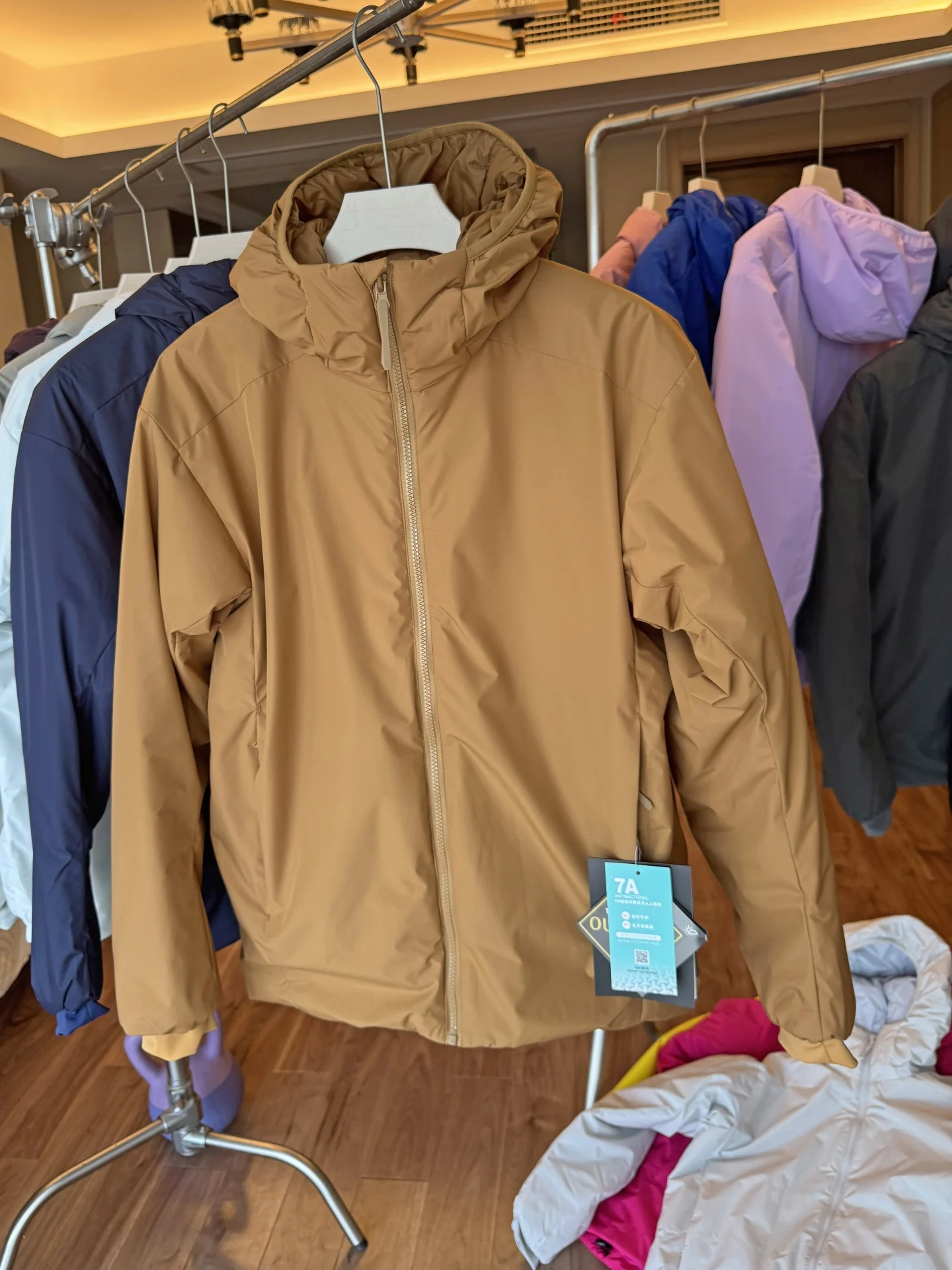 

Lightweight Functional Sportswear Cotton Jaet Men's Outdoor Waterproof Windproof Warmth Cold Proof Clothing Faionable Urb...