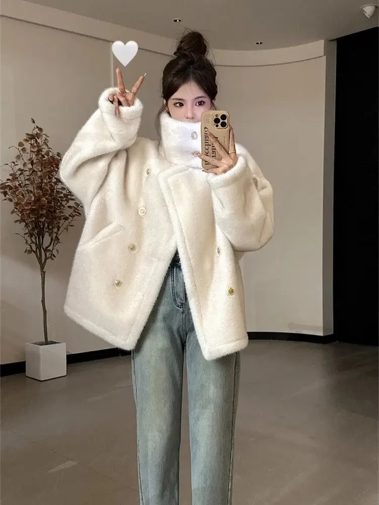 Chaqueta de piel sintética gruesa y cálida para mujer, abrigo elegante de manga larga con cuello levantado y doble botonadura, otoño e invierno, novedad de 2024