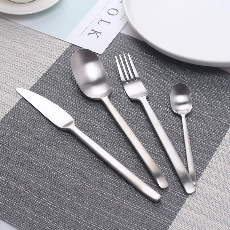 

24pcs Matte Gold Flatware Set Stainless Steel Cutlery Knife Fork Spoon Silverware Dinnerware Dishwasher Safe Tableware Gift