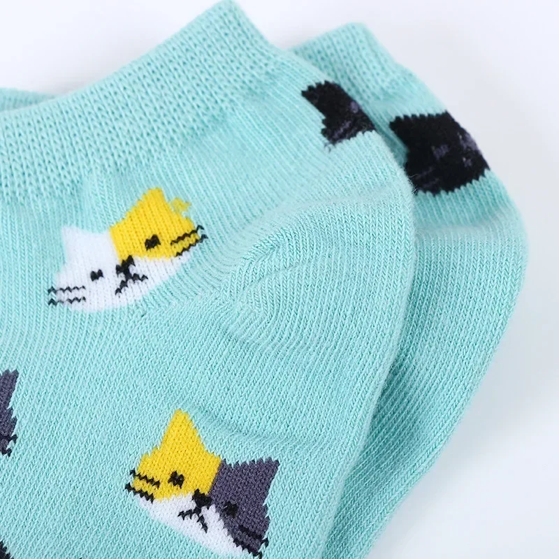 1 para damskich skarpet bawełnianych Modne skarpetki damskie Damskie krótkie kotek Kolorowe rurki Art Casual Cute Cat Socks dla dziewczynek