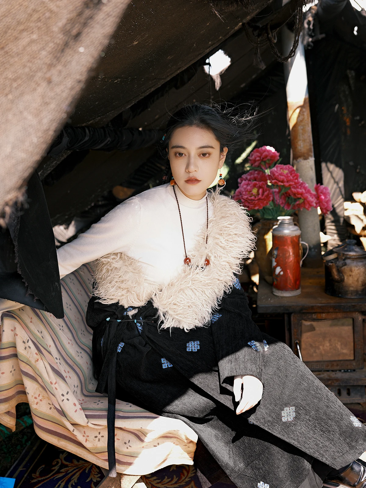 Tibetan Robe Coat Women's Antique Windbreaker Designer