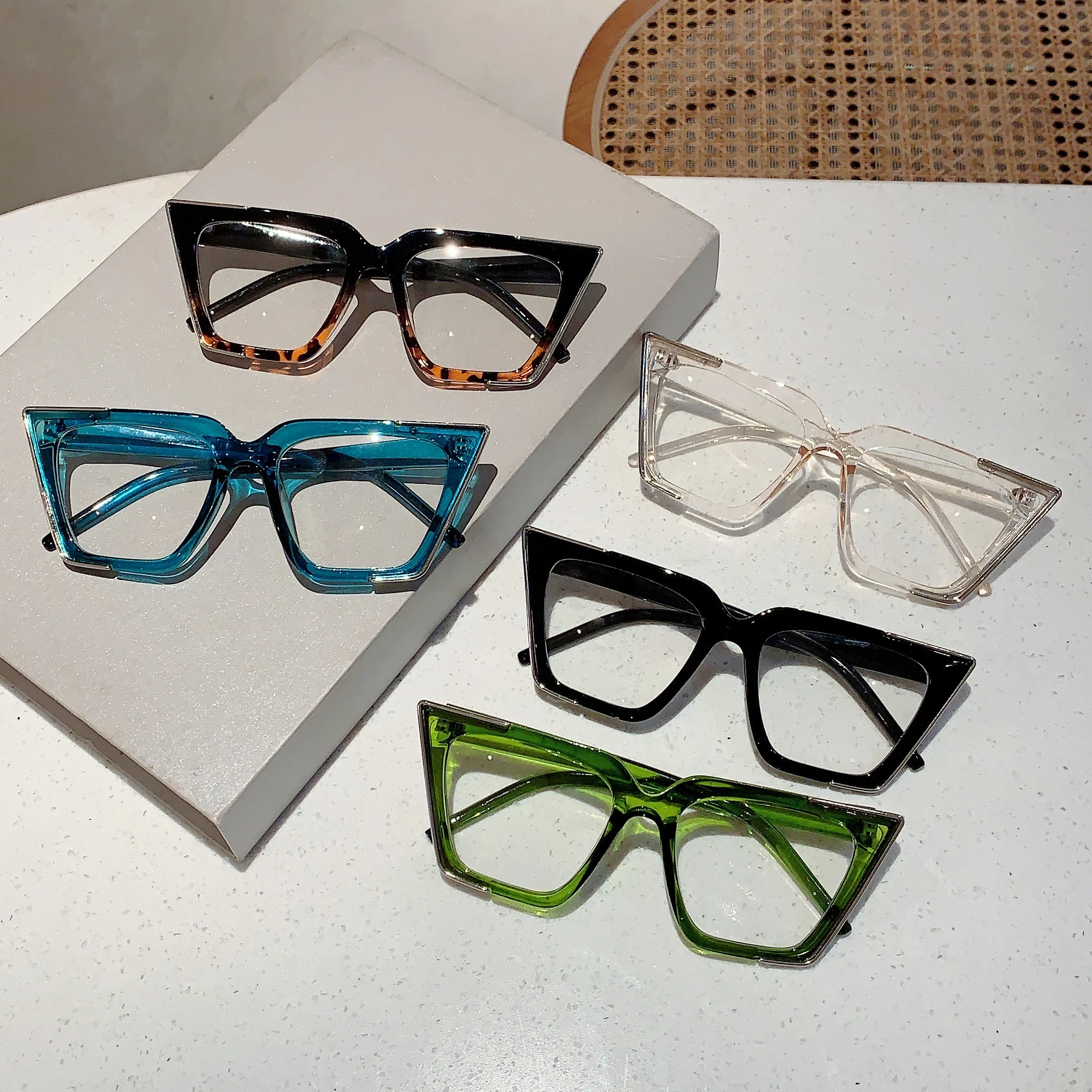 KAMMPT Oversized Vintage Glasses Women Fashion Cat Eye Blue Light Blocking  Eyewear Chic Candy Color Non-prescription Eyeglasses