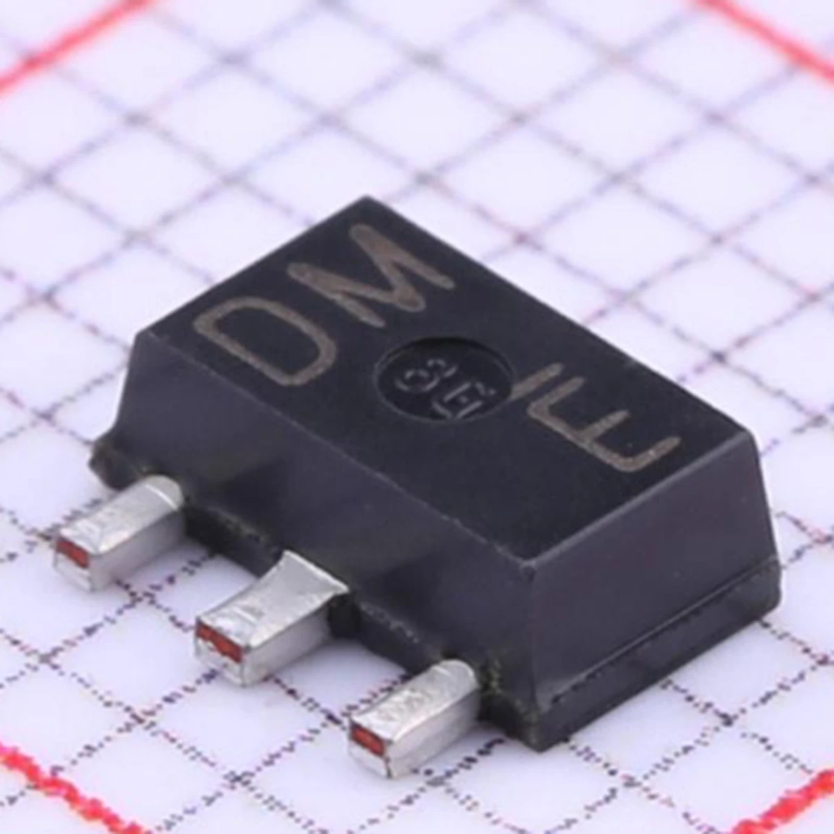 10PCS 2SD2170T100 Marking DM SC-62 MPT3 SOT-89 2W 90V 2A 1000@2V,1A NPN NEW Original Darlington Tube Medium Power Transistor
