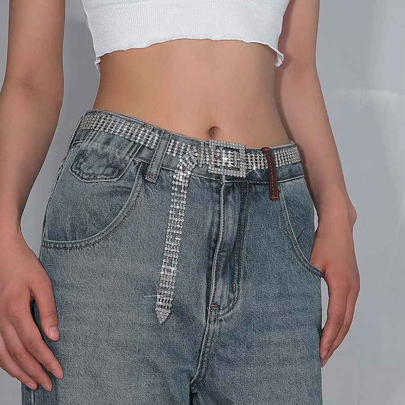 女性のための光沢のあるラインストーンウェディングベルト,シルバーカラーのウエストバンド,花嫁のためのベルト,花嫁のためのジュエリー,クリスタルチェーン,パーティー