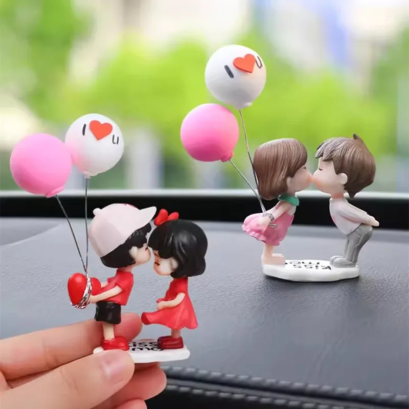 Cute Lovers Couple Dolls Miniature Figurine Auto Interior Decoration Dashboard Figurine Valentine's Day Gift DIY Home Decor