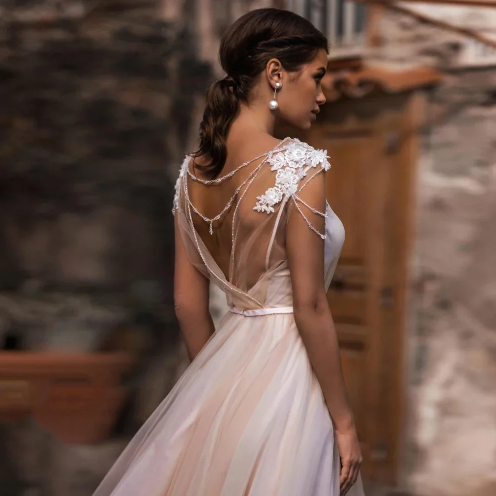 เซ็กซี่Backless Lace Upชุดแต่งงานVคอชุดเจ้าสาวคลาสสิกDecalเสื้อกั๊กชุดแต่งงานการปรับแต่ง