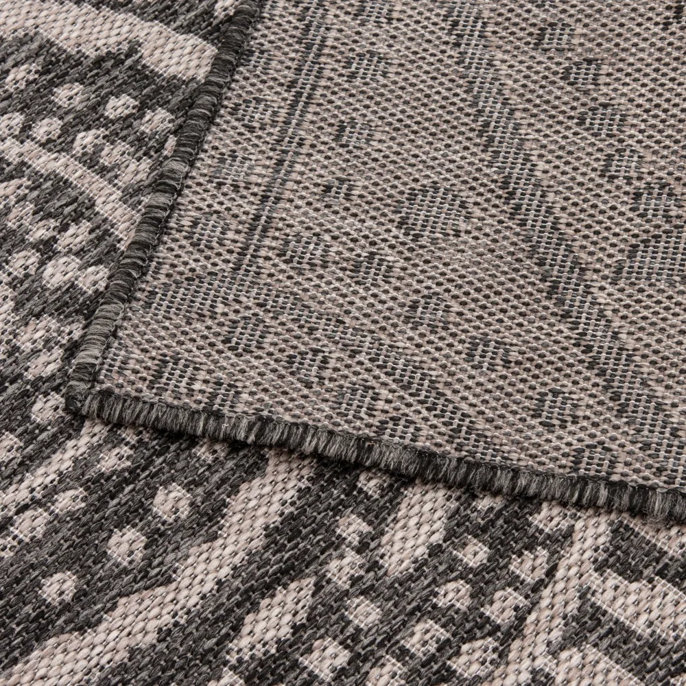 

5'x7' Gray Outdoor Area Rug, For Indoor or Outdoor Use, Superior Fade and Weather Resistant.