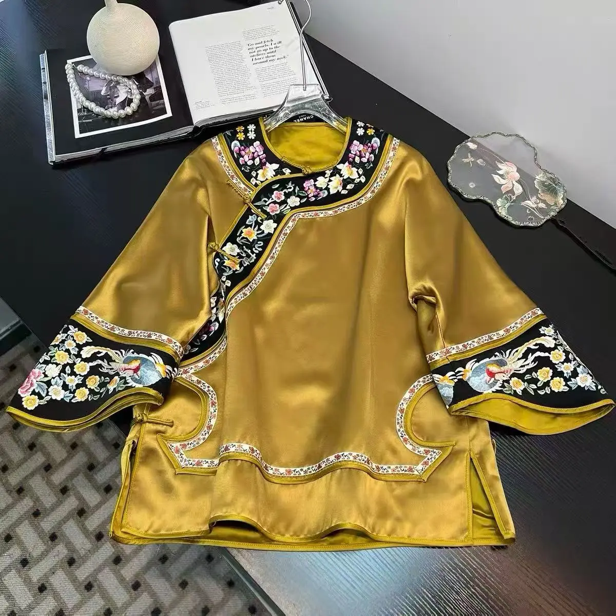 High-end Spring Autumn Coat New Chinese Style Stand Collar Acetate Women Loose Coat Elegant Embroidery Flowers S-XXL